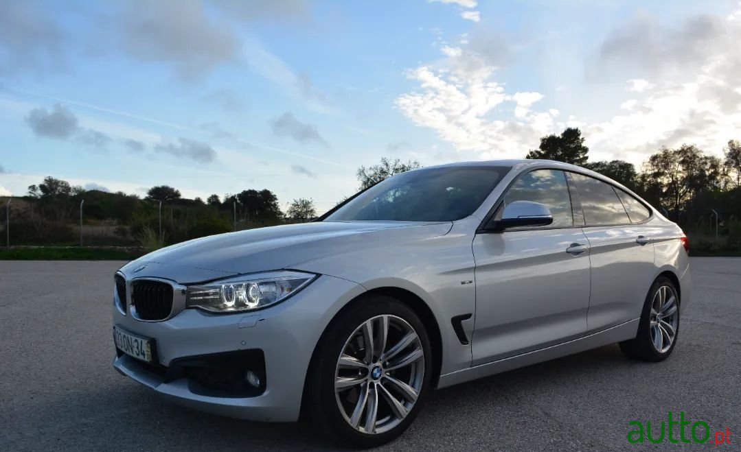 2014' BMW 320 Gran Turismo photo #1