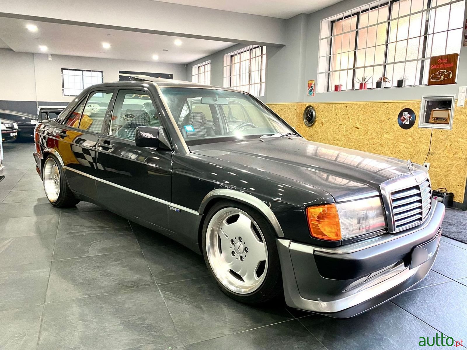 1992' Mercedes-Benz 190 photo #4