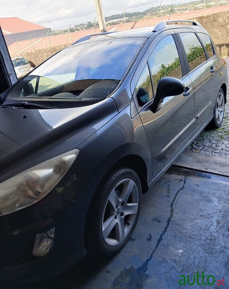 2010' Peugeot 308 Sw photo #4