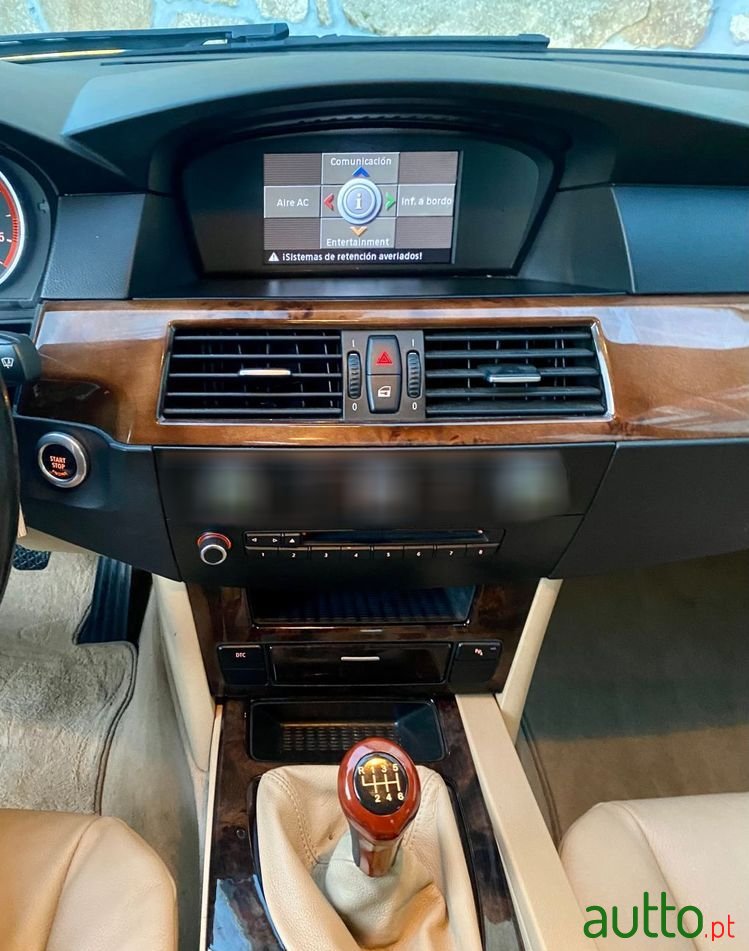 2009' BMW Série 5 D Executive photo #5