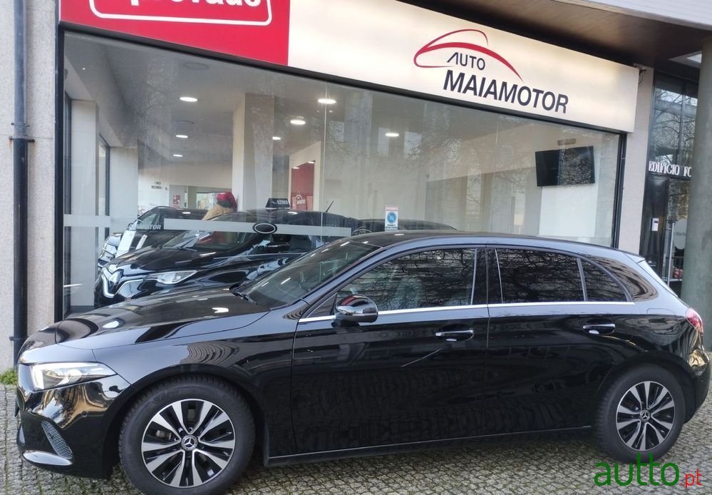 2019' Mercedes-Benz A 180 photo #1