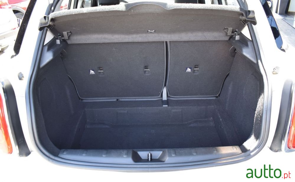 2015' MINI One D photo #5