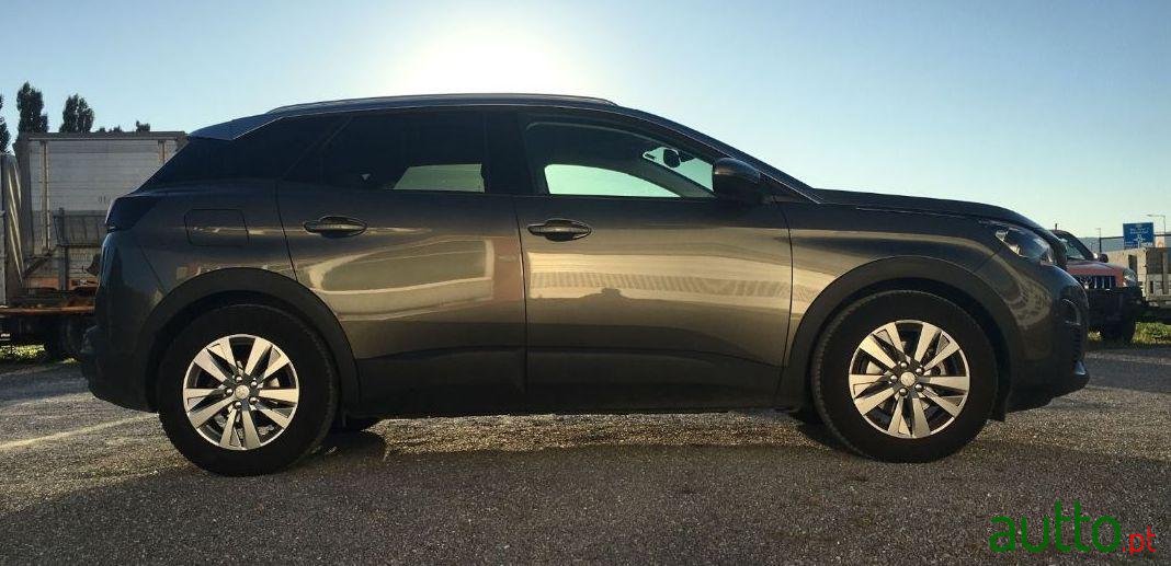 2016' Peugeot 3008 photo #3