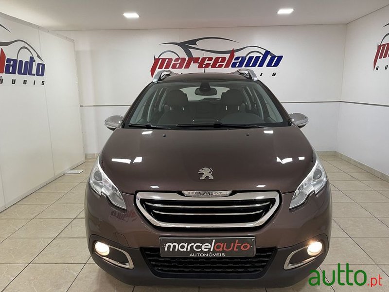 2014' Peugeot 2008 photo #2