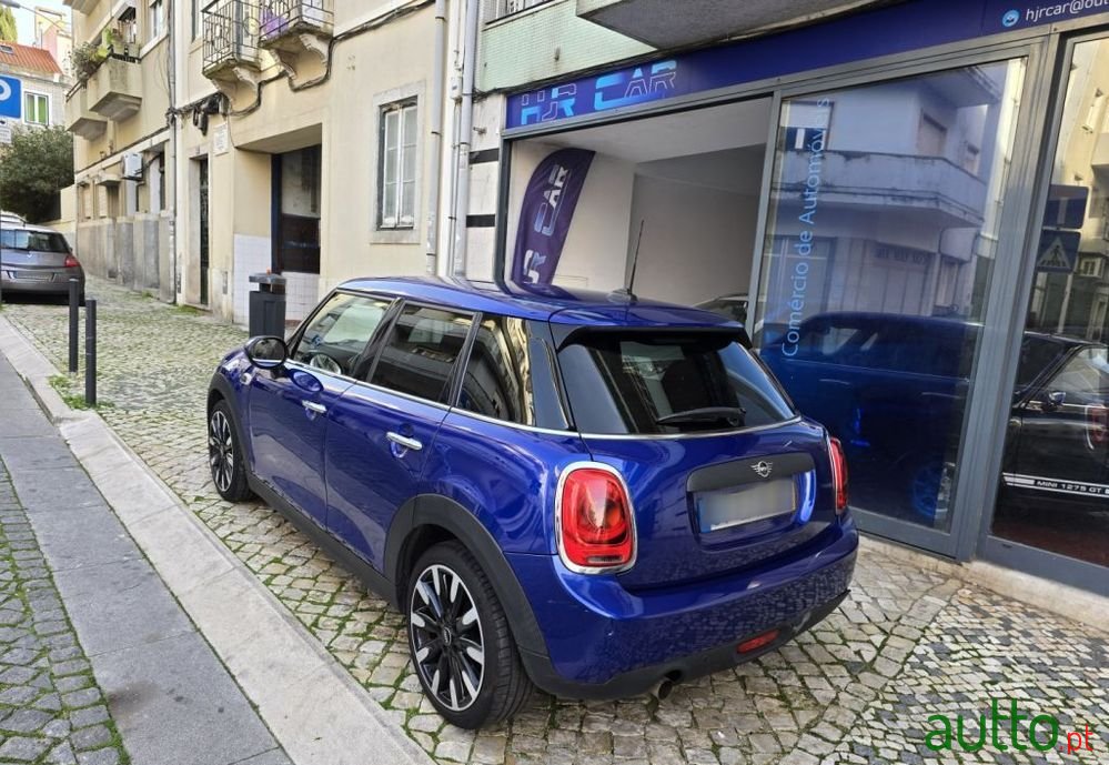 2020' MINI One 5 Portas photo #4