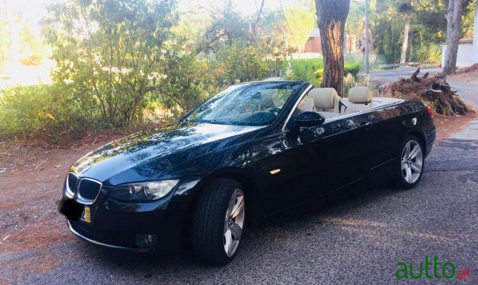 2009' BMW 320 photo #4