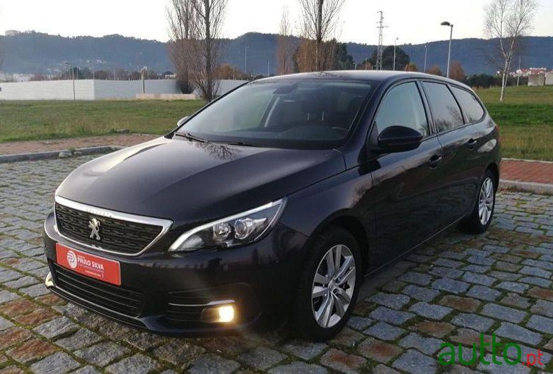 2018' Peugeot 308 Sw photo #2