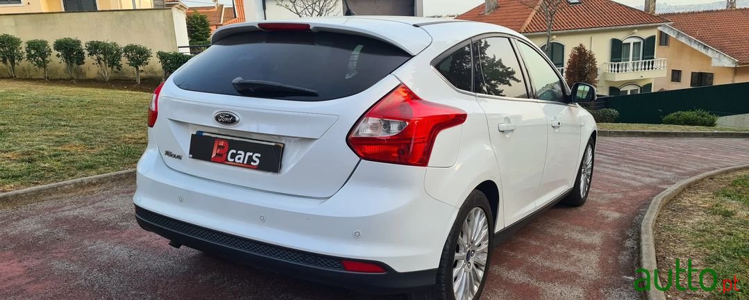 2013' Ford Focus photo #6