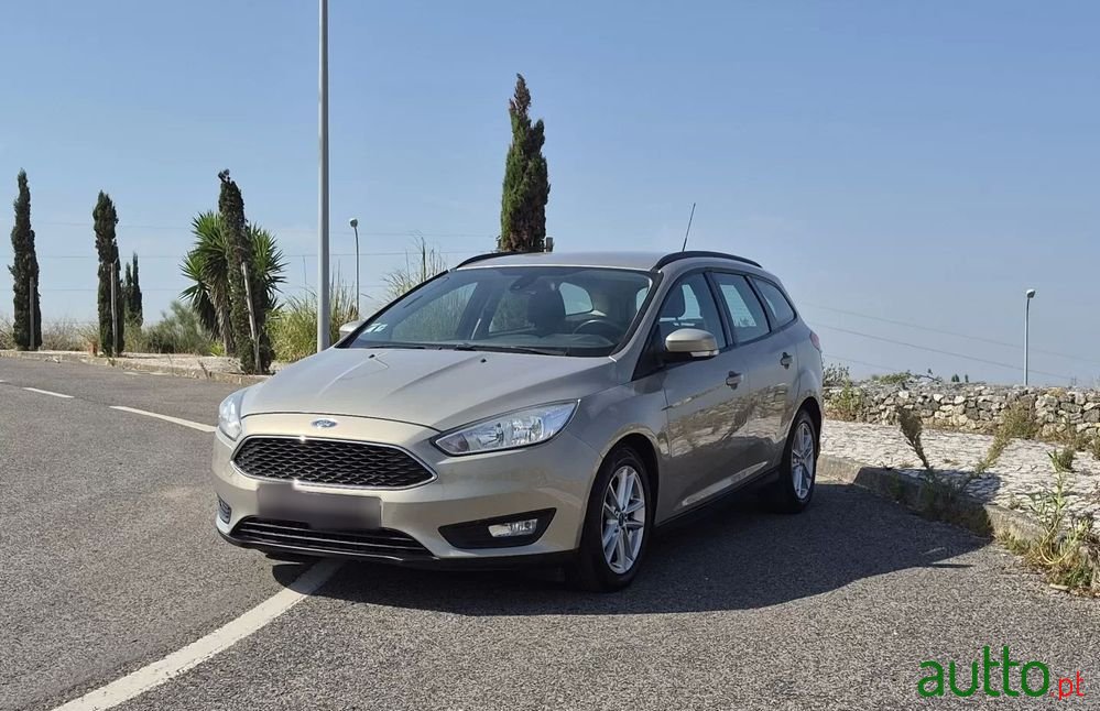 2016' Ford Focus Sw photo #1