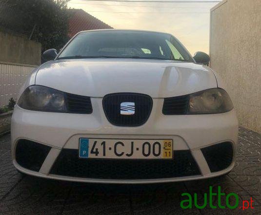 2006' SEAT Ibiza 1.4 photo #2