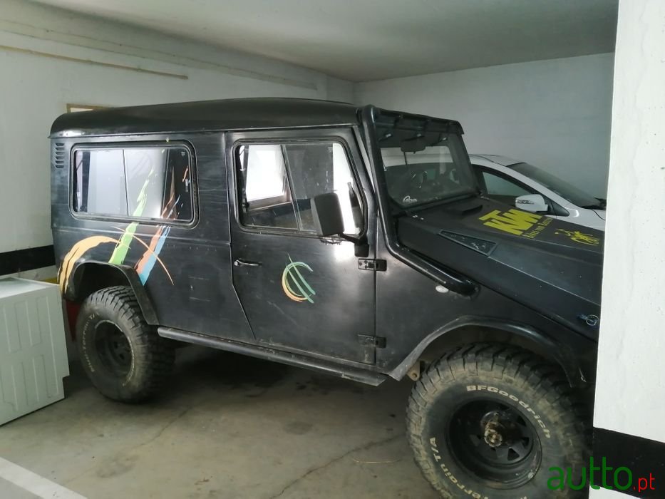 1989' Hummer H1 photo #3