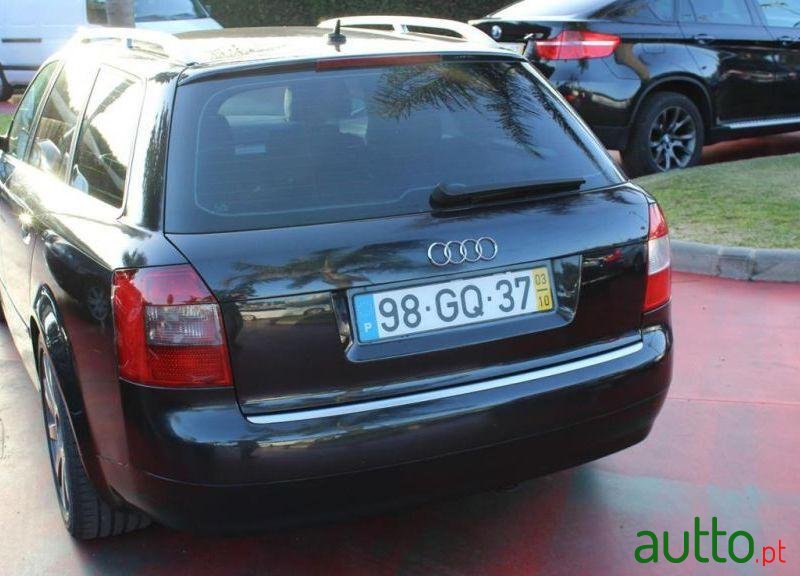 2003' Audi A4 Avant photo #4