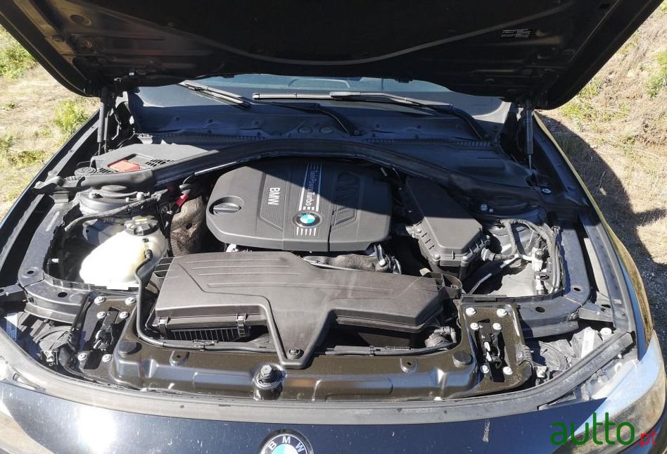 2014' BMW 320 photo #4