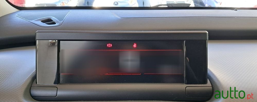 2020' Citroen C4 Cactus photo #5