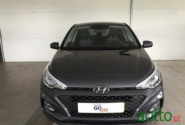 2019' Hyundai i20 photo #1
