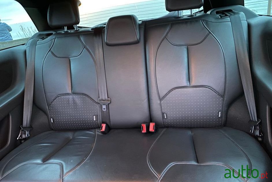 2012' Citroen DS3 photo #3