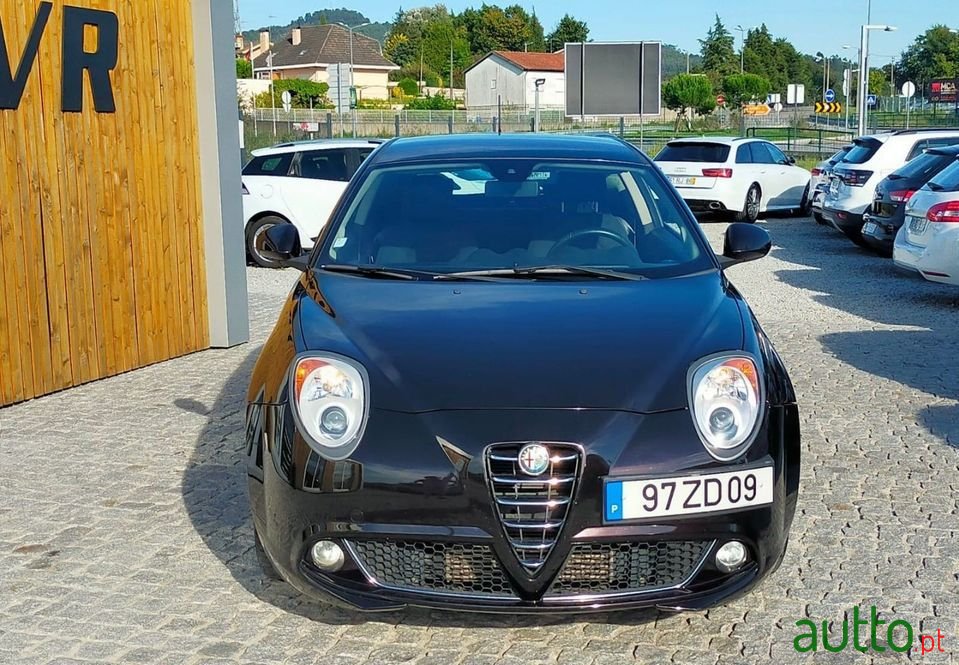 2012' Alfa Romeo MiTo photo #3