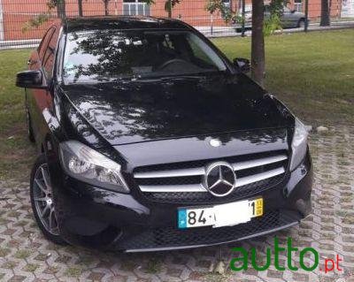 2013' Mercedes-Benz A-180 Cdi photo #1