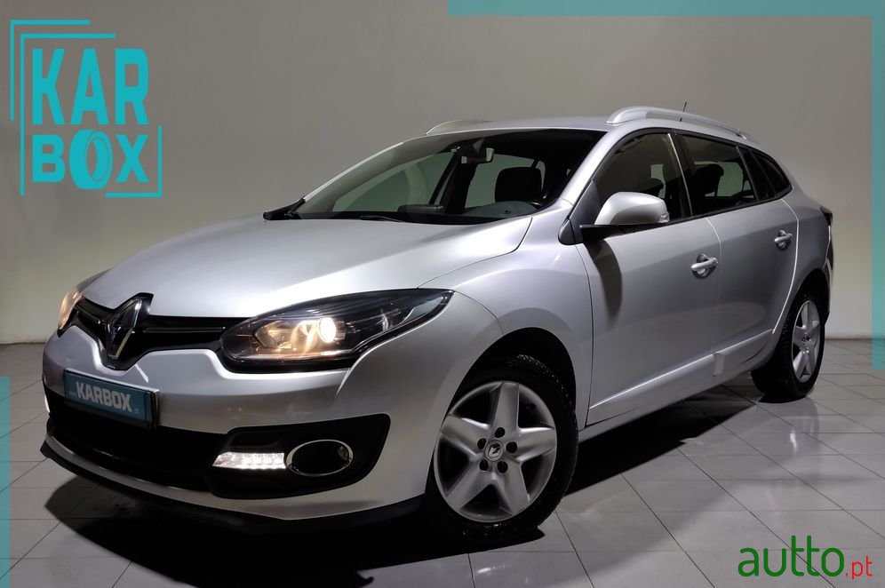 2015' Renault Megane Sport Tourer photo #1