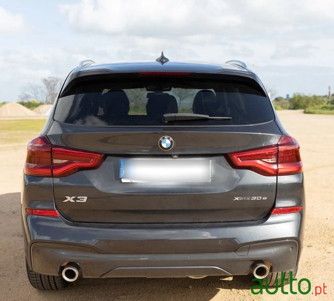2020' BMW Série X 30 E photo #3