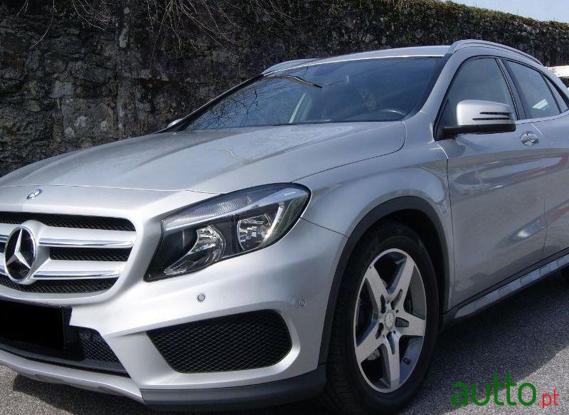 2015' Mercedes-Benz Gla-180 photo #1