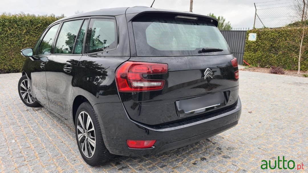 2017' Citroen C4 Grand Picasso photo #5