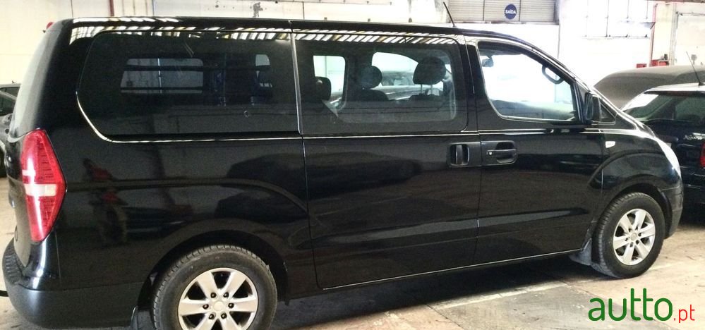 2012' Hyundai H-1 photo #2