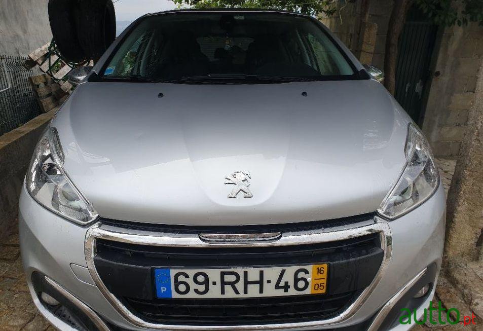 2016' Peugeot 208 photo #3
