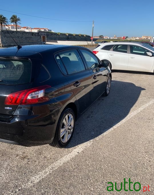 2016' Peugeot 308 photo #6