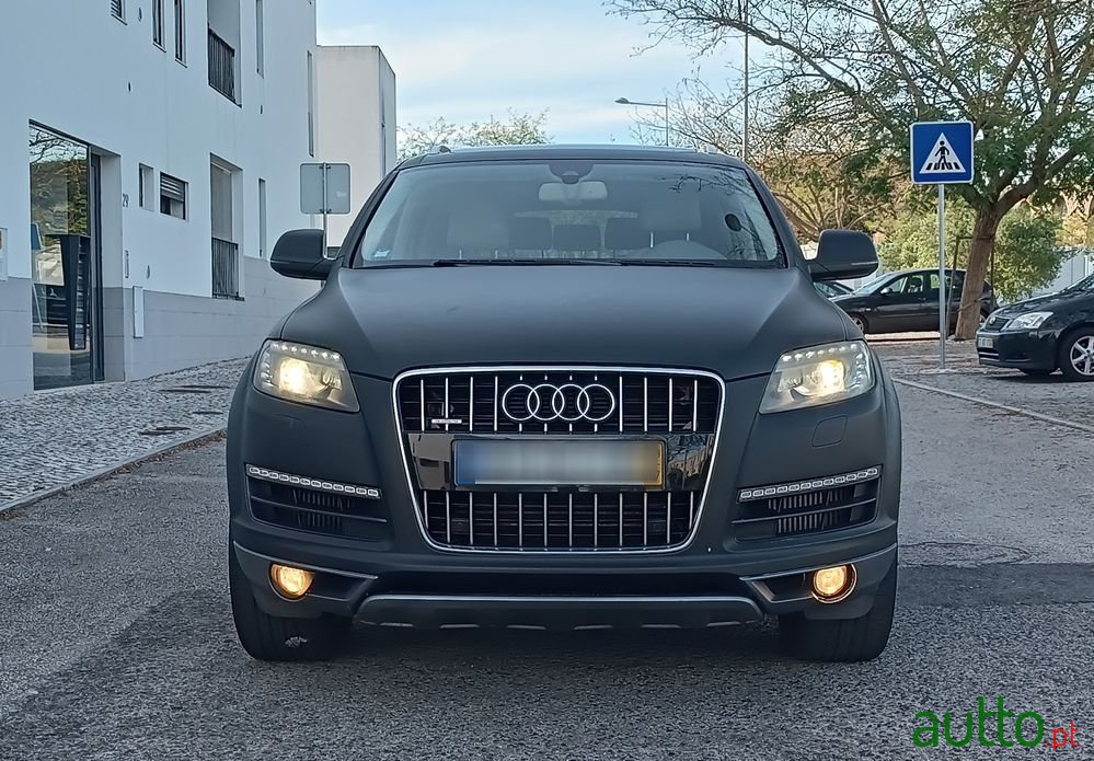 2009' Audi Q7 3.0 Tdi Sport Tiptronic photo #2