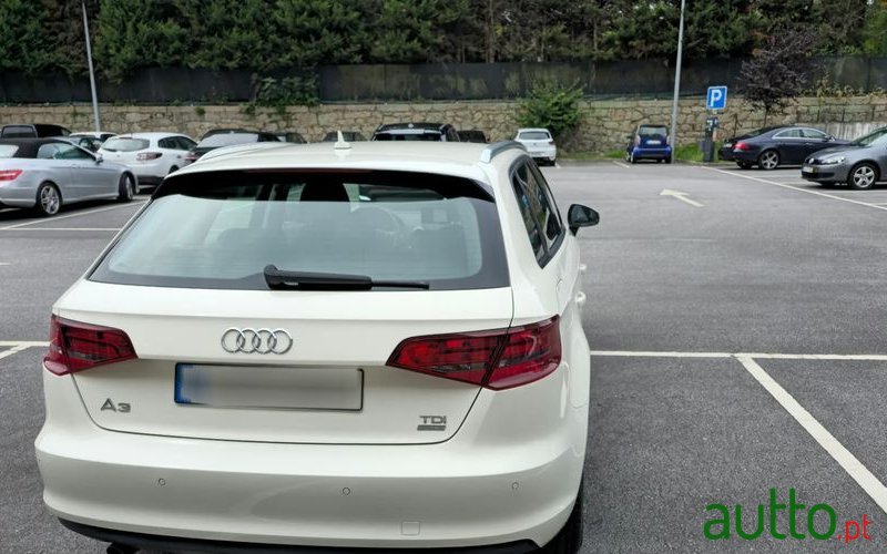 2014' Audi A3 Sportback photo #4