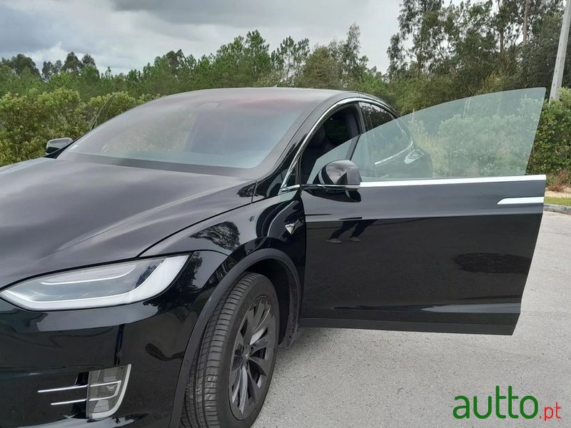 2019' Tesla Model X 75D photo #5