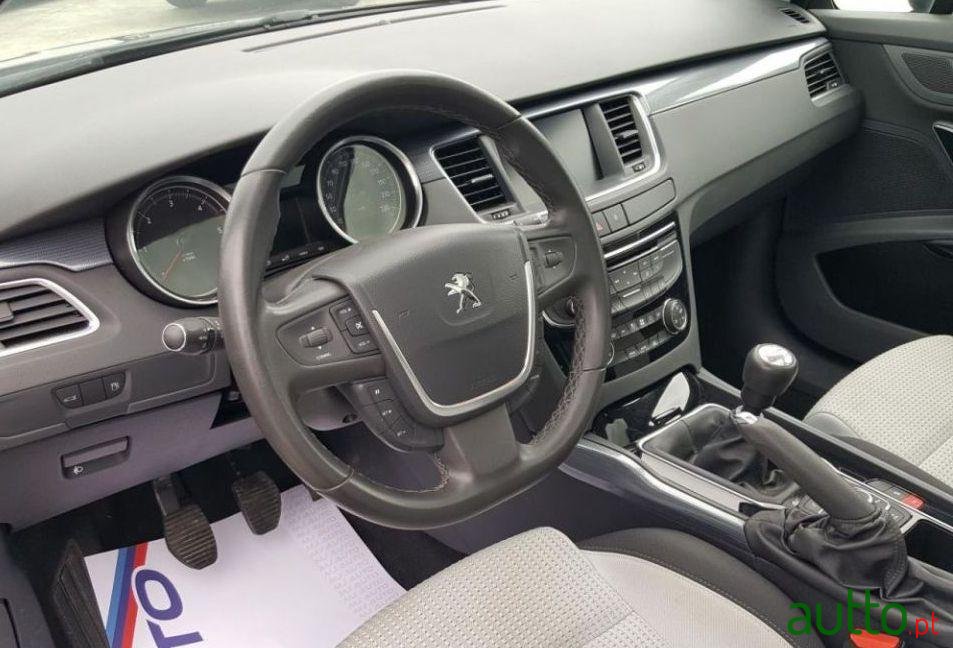 2014' Peugeot 508 Sw photo #1