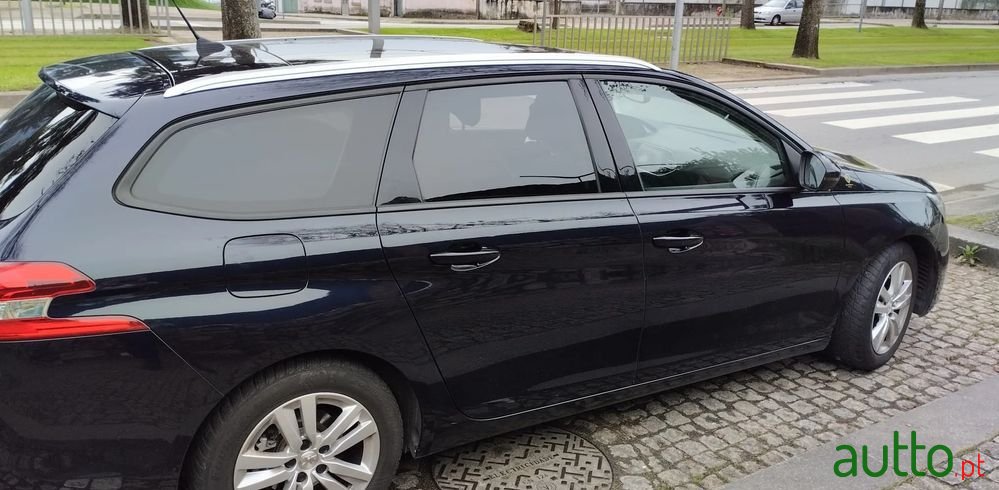 2017' Peugeot 308 Sw photo #3