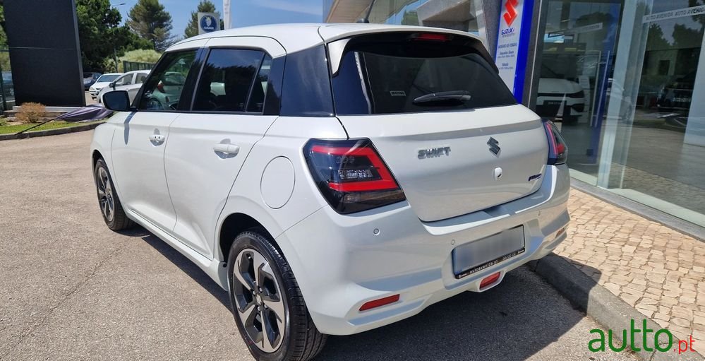 2024' Suzuki Swift photo #3