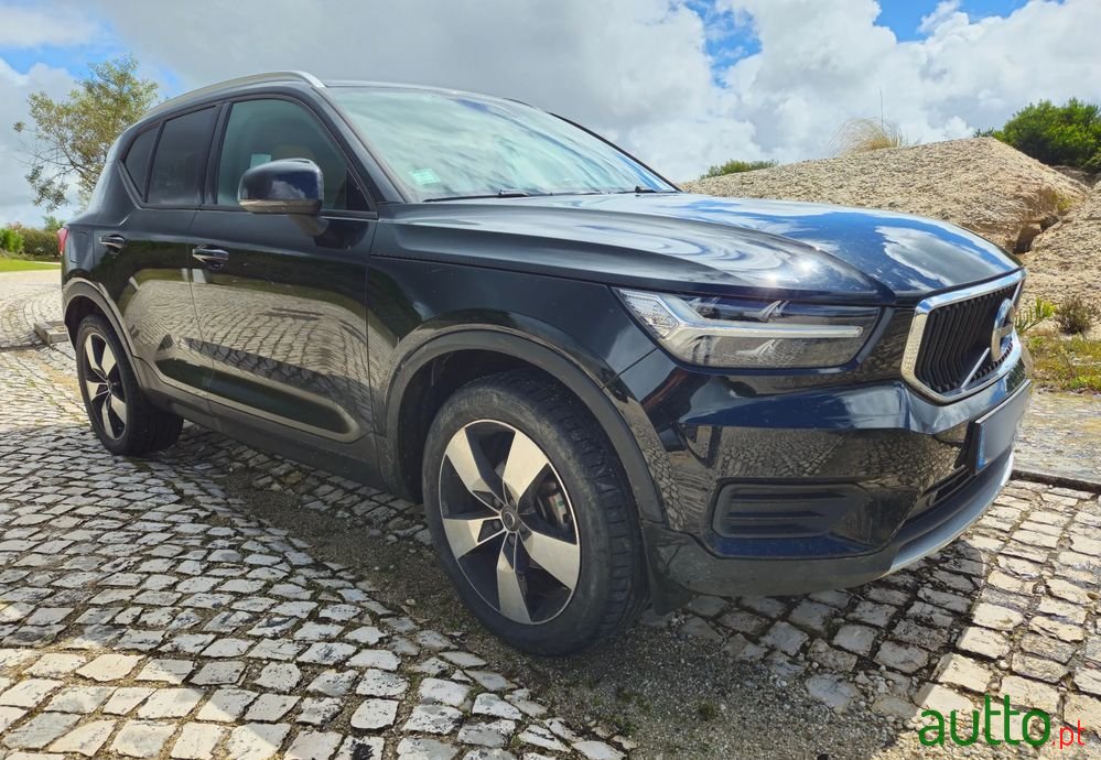 2020' Volvo Xc 40 photo #3