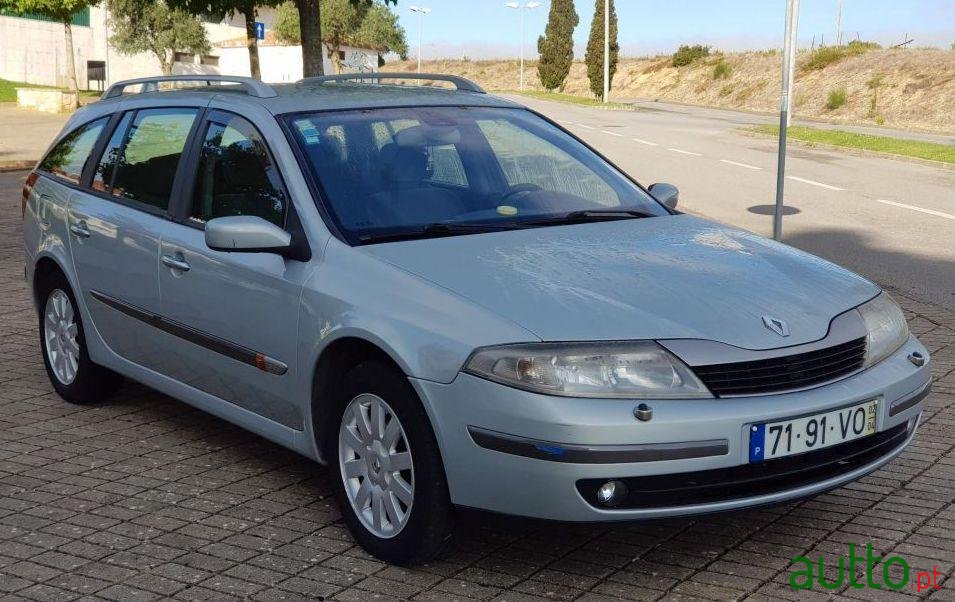 2002' Renault Laguna Break photo #1