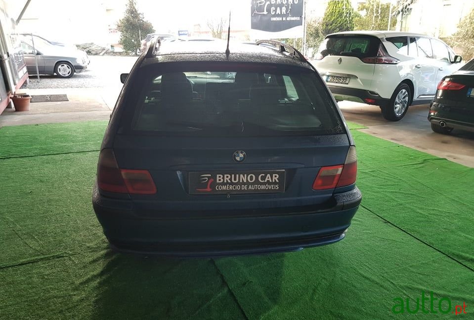 2001' BMW 320 photo #6