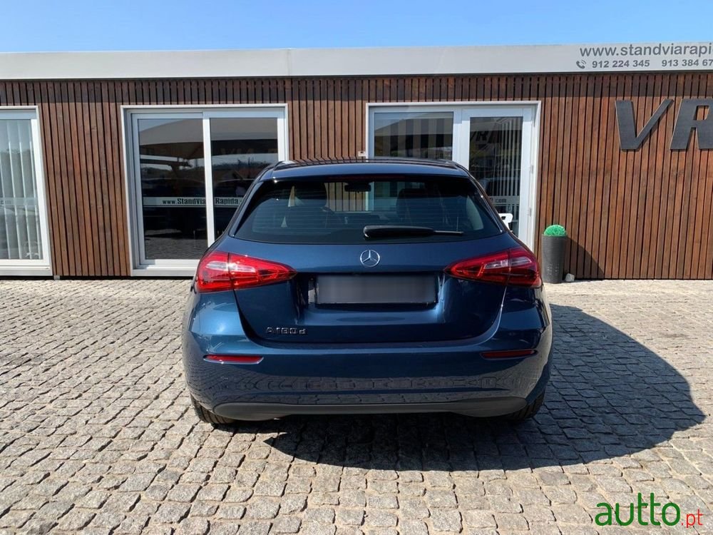 2020' Mercedes-Benz Classe A D Style Plus photo #5