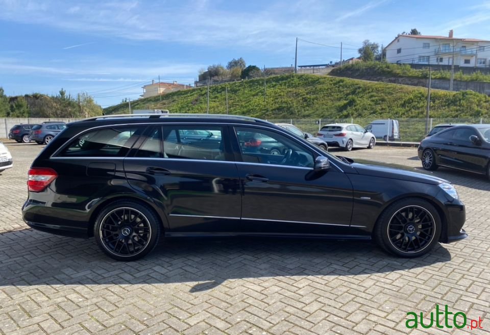2010' Mercedes-Benz E-250 photo #4