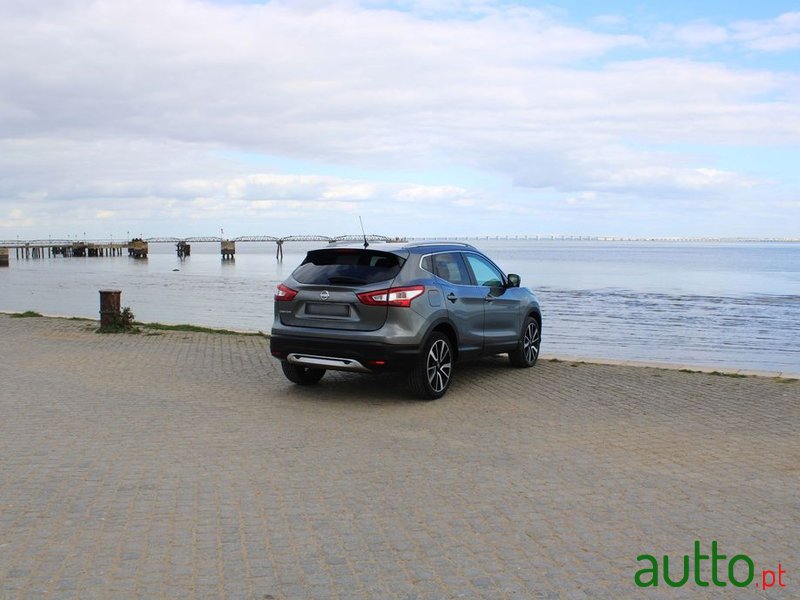 2015' Nissan Qashqai photo #4