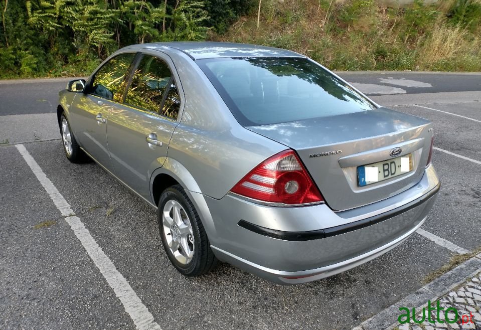 2006' Ford Mondeo Titanium photo #5