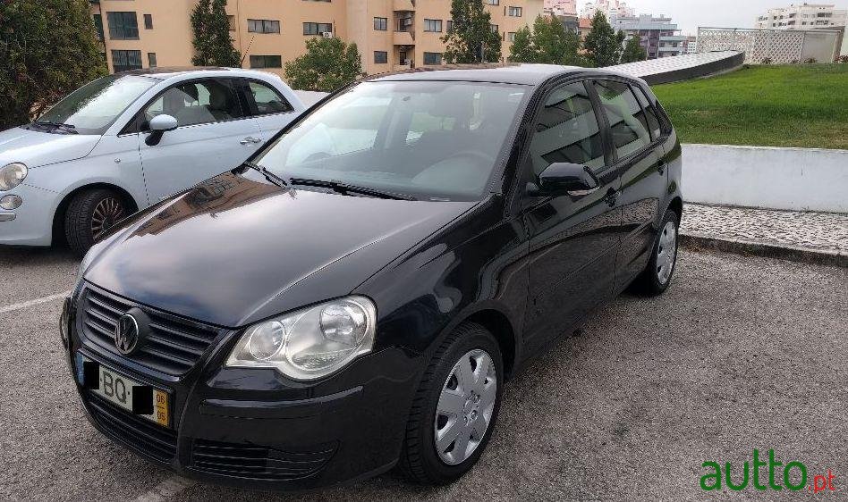 2006' Volkswagen Polo photo #2