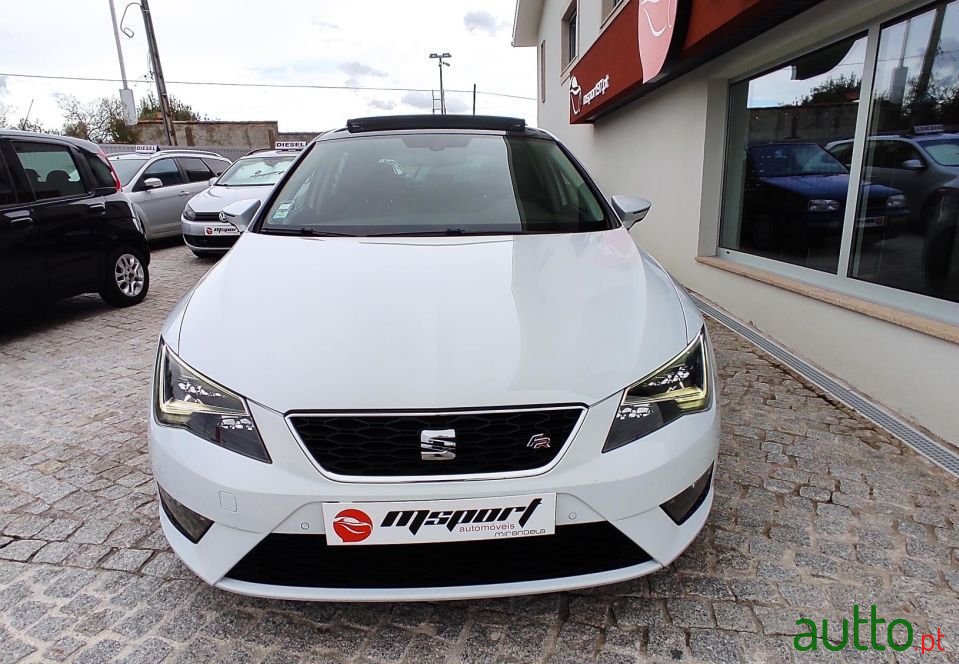 2014' SEAT Leon photo #3