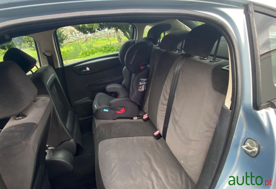 2006' Citroen C4 photo #5