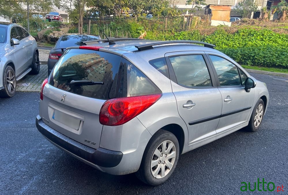 2008' Peugeot 207 Sw photo #4