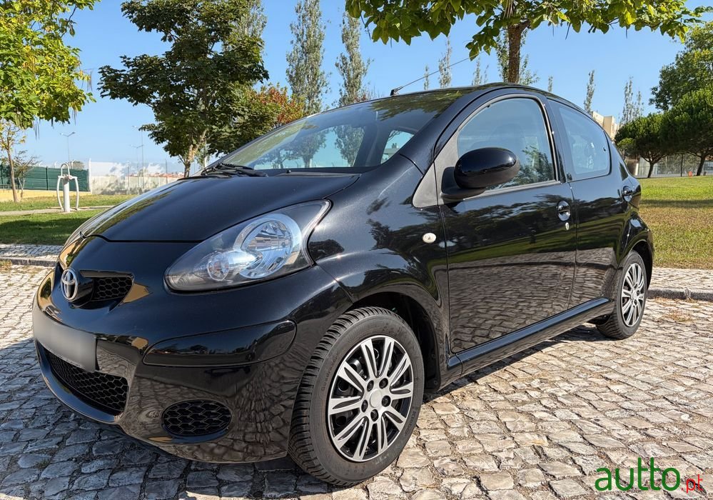 2009' Toyota Aygo 1.0 Power Pack+Ac photo #1
