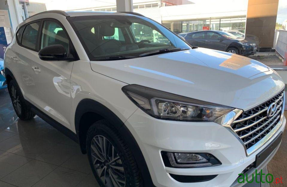 2020' Hyundai Tucson photo #3