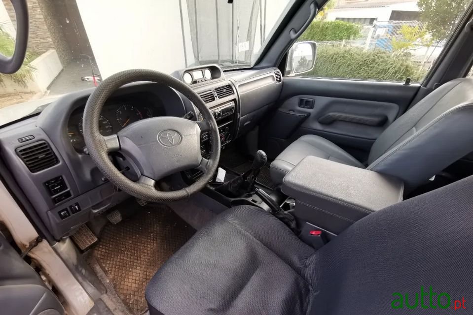 1997' Toyota Land Cruiser photo #2