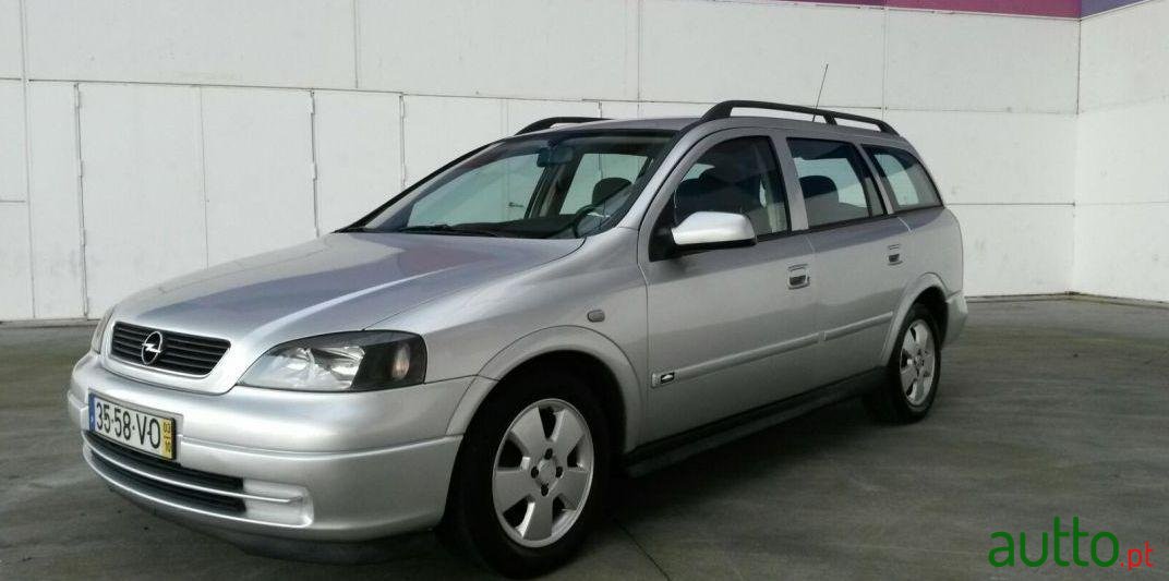 2003' Opel Astra Caravan Diamond photo #1